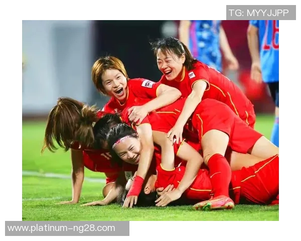 日本女子足球队奋勇争先展现实力助力女足崛起与国际舞台的精彩对决
